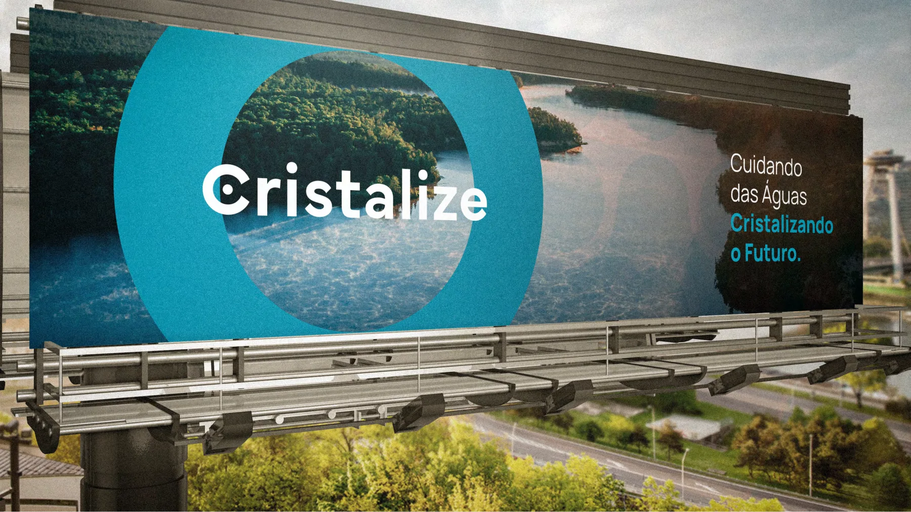 Identidade da Cristalize aplicada em outdoor com fotografia de água e símbolo circular.